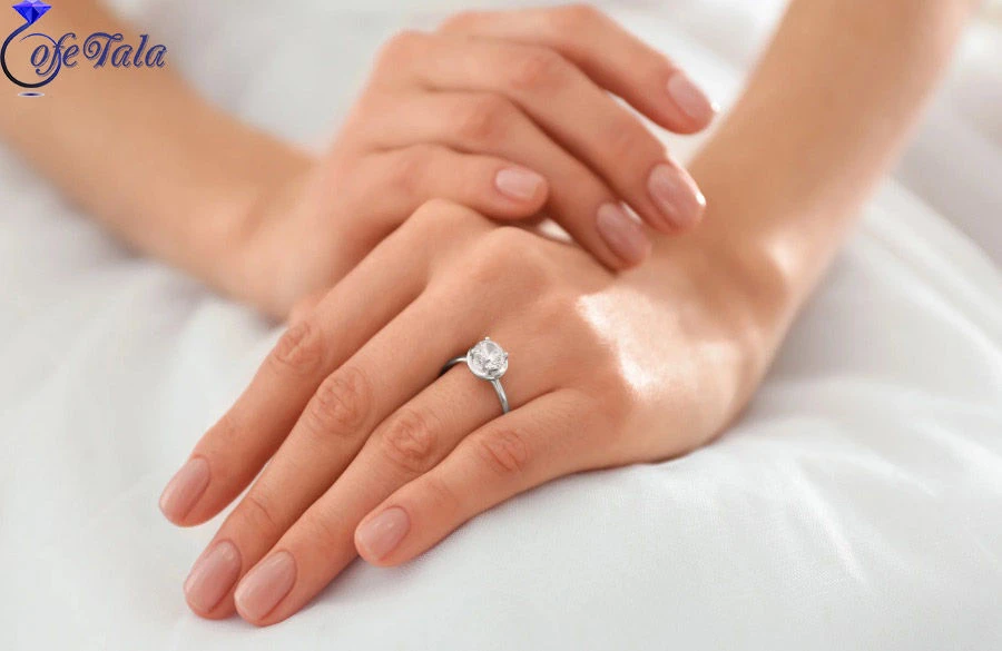 معرفی انگشتر تک نگین برلیان برای نامزدی